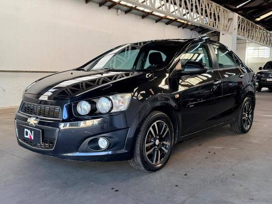 CHEVROLET SONIC 1.6 LTZ SEDAN 16V FLEX 4P AUTOMÁTICO CHEVROLET SONIC 1.6 LTZ SEDAN 16V FLEX 4P AUTOMÁTICO
